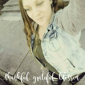 Meet your Posher, Cassandra